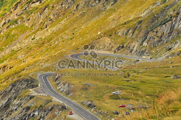 Winding road in high mountains- Transfagarasan - Kostenloses image #198117