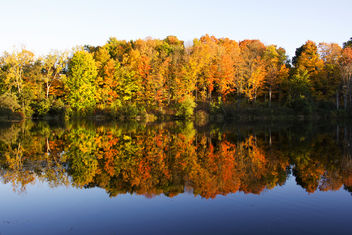 Autumn Reflections - image #294307 gratis