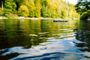 Autumn waters - image #303927 gratis
