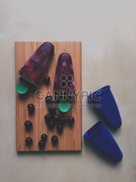 Fruit ice on cutting board - Kostenloses image #328177