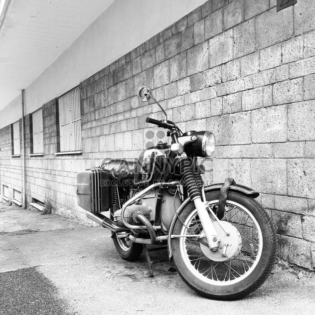 BMW motorcycle, black and white - Kostenloses image #331217