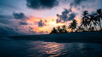 Sunset on the sea - Maldives - Travel photography - бесплатный image #455637