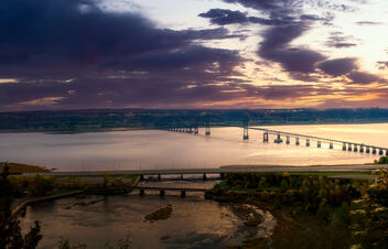 The Quebec Bridge Spanning the Saint Lawrence - бесплатный image #470797