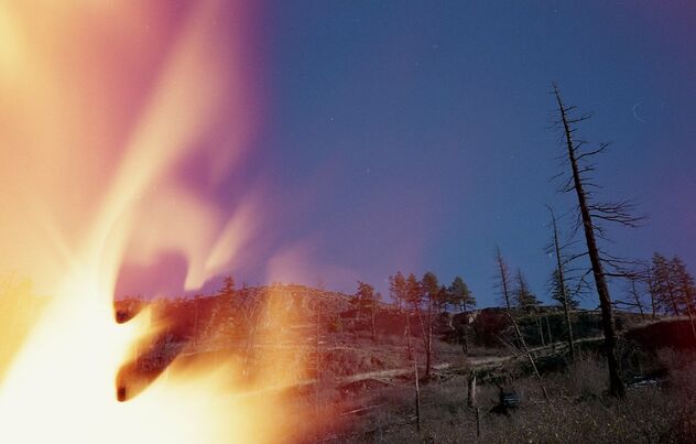As a fire burns a forest - image gratuit #476897 