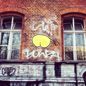 Graffity on the walls - image #183167 gratis
