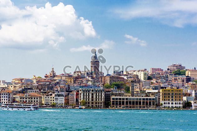 View on architecture of European Istanbul - image #186067 gratis
