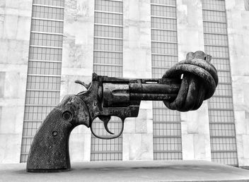 Farwell to Arms, UN, New York, USA - Free image #186837