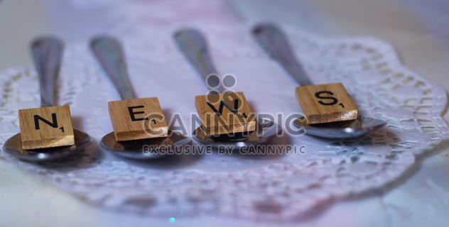 Four spoons with alphabet wooden - image #187437 gratis