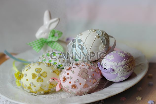 Easter eggs on plate - image #187587 gratis