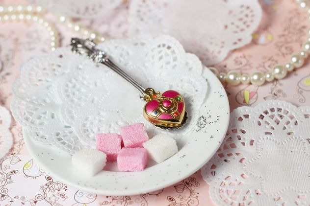 Pink and white sugar on a plate - Free image #272997