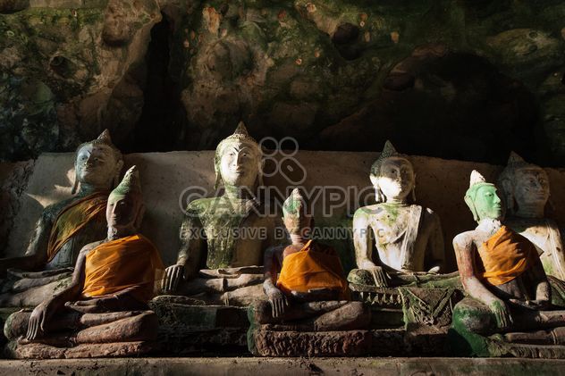 Buddha statues - image gratuit #275007 
