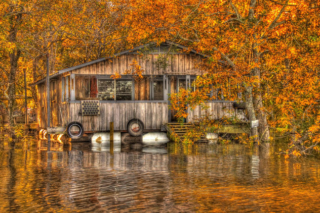 Floating camp on Ouachita river - HDR - Free image #280577