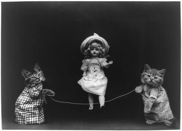 Playtime, Cats in Human Situation, Playing Jump Rope with a Vintage Victorian Doll - image #281147 gratis