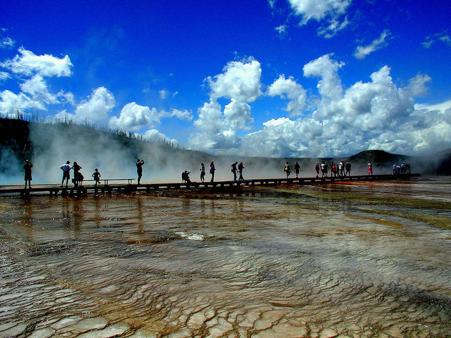 Grand Prismatic Hot Springs, Yellowstone N.P. - Kostenloses image #288787