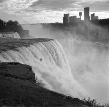 Niagara falls #2 - Free image #298687
