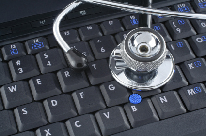 laptop and stethoscope - image #309287 gratis