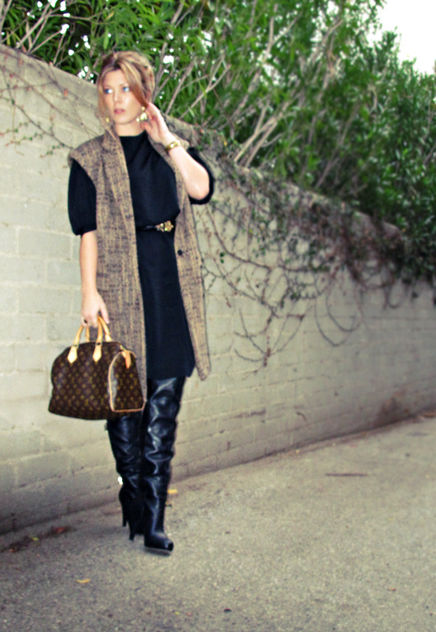 sleeveless coat with over the knee boots and vintage black dress+gold accessories - image #314537 gratis