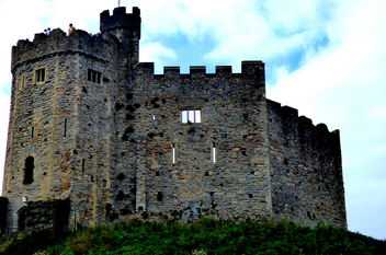 Cardiff Castle #wales #dailyshoot #leshainesimages - image gratuit #324427 