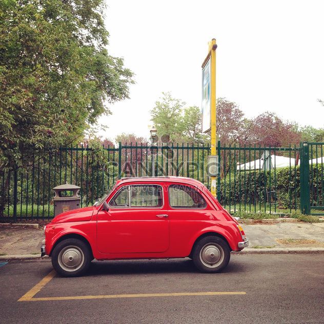 Old red Fiat 500 - image gratuit #331437 