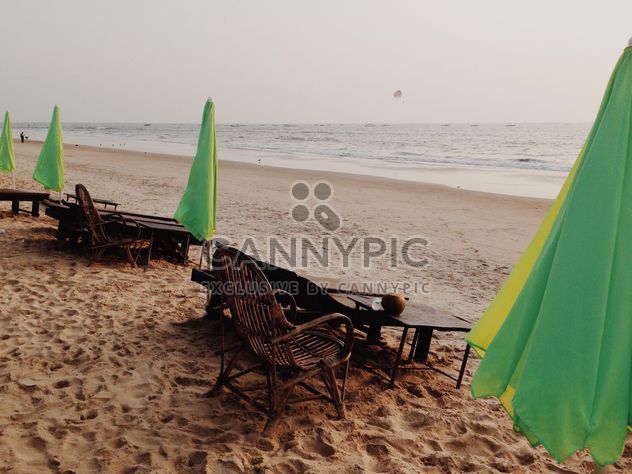 chaise-longues on the beach - image gratuit #332937 