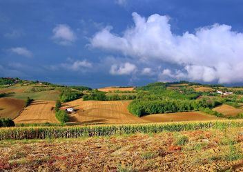 View on Monferrato village in Piemonte - image #334757 gratis