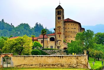Architecture of italian church - Free image #334767