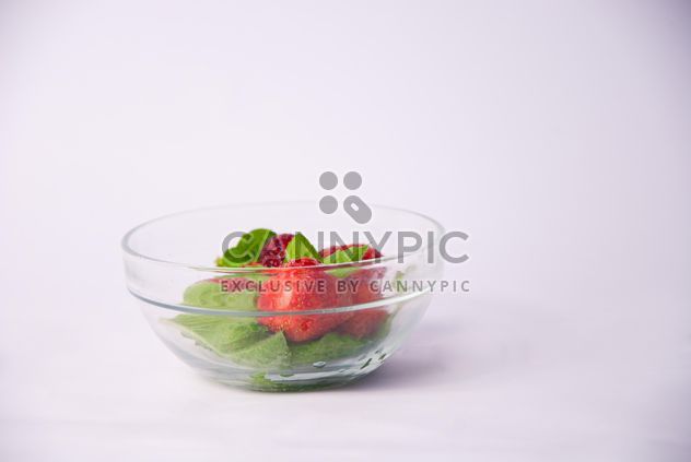 Fresh strawberry with mint and cinnamon on white background - image #342507 gratis