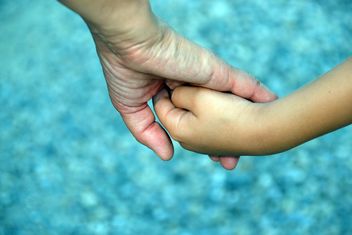 Hands of mother and son together - Free image #342527