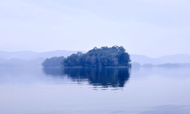 Morning, Lake Bunyonyi - Kostenloses image #389857