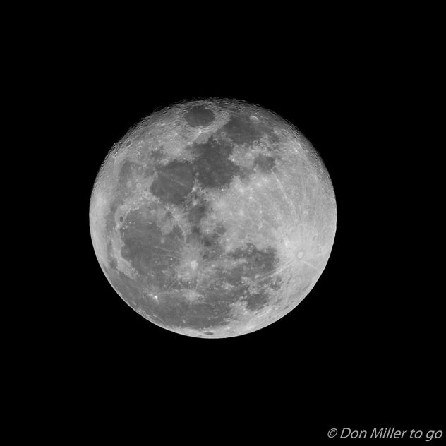 Super Moon at 99% - бесплатный image #409387