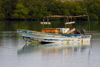 Floating Boat - image #447397 gratis