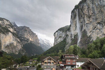 Staubbachfall, Lauterbrunnen, Switzerland - Kostenloses image #472657
