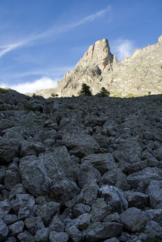 Mountain scene. Much better viewed large. - image #474717 gratis